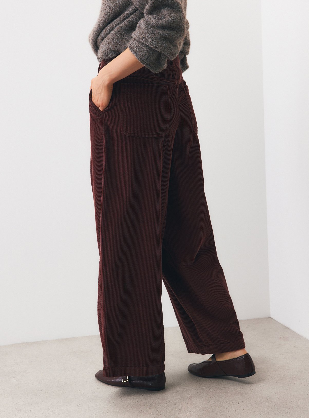 Dark Red Relaxed Barrel Pleated Corduroy Trousers 10 - Image 4 thumbnail